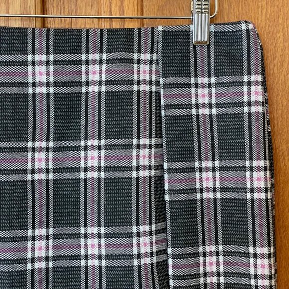 Full Tilt Womens L Plaid Mini Skirt Split Hem Black White Pink Stretch USA Made - Picture 3 of 13